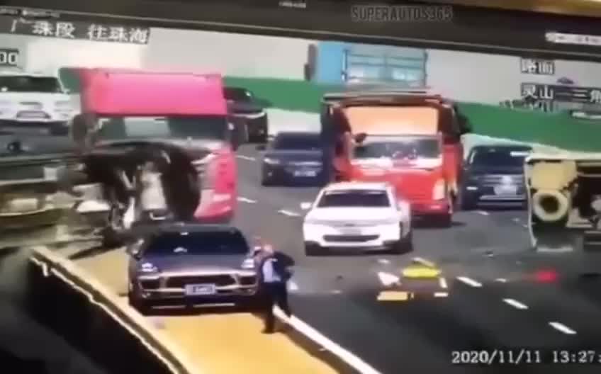 Crazy accident in china