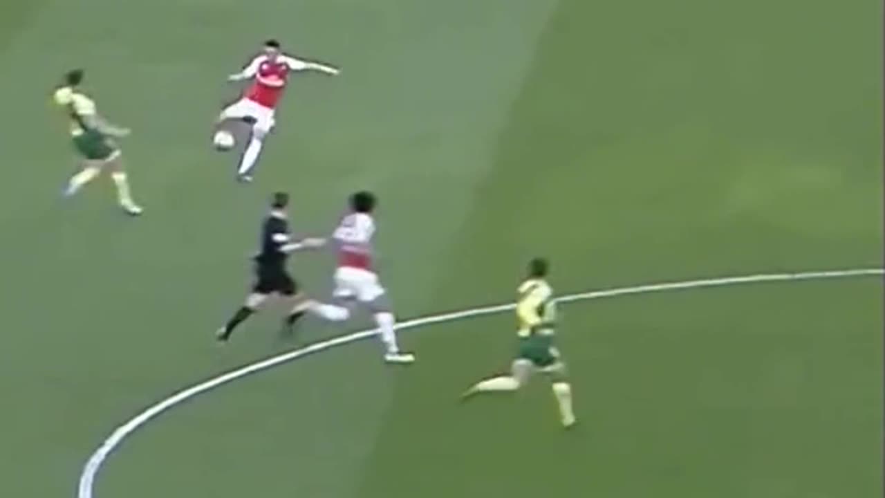 Ozil Briliian Passing part 2