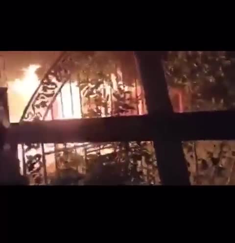 ⁣Ancestral home of Rajapaksas set on fire by anti-government protesters