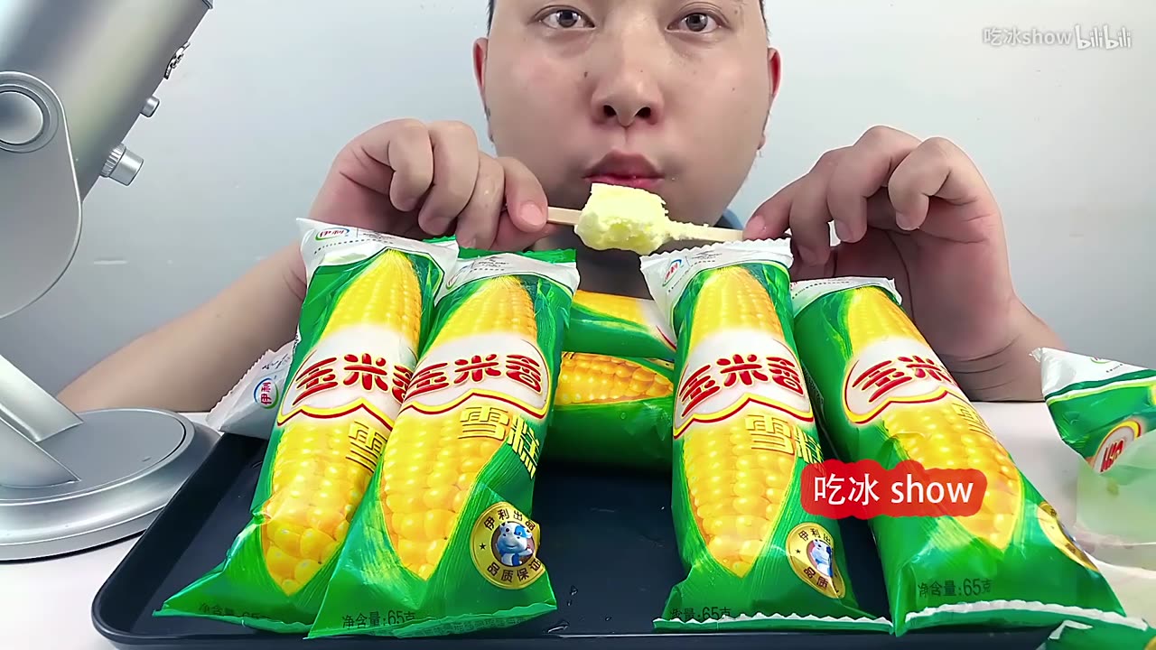 Eat 9 Frozen Corn Ice Creams and Listen to Different Chewing Sounds