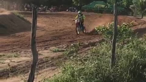 Treino MOTOCROSS