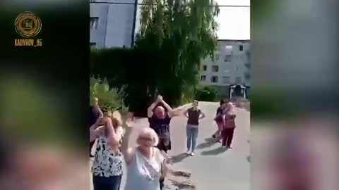 Another Video Of Lisichansk residents greeting Russian Forces