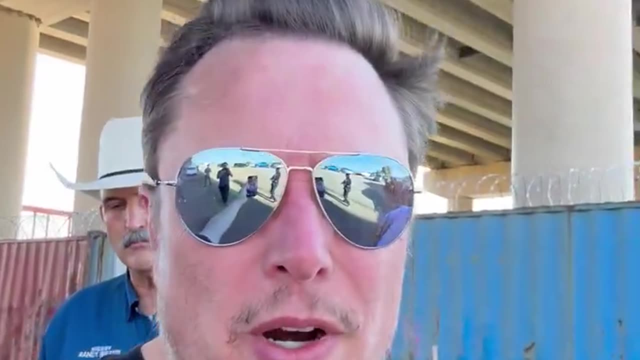 Elon Musk doing what the mainstream media doesn’t do, Went to the Eagle Pass border