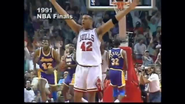 Greatest Moments in NBA History - Michael Jordan 'The Move'