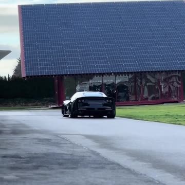 Amazing scenery #car #cars #ferrari #nlargo #beautiful #amazing #scenery #supercar #supercars #top