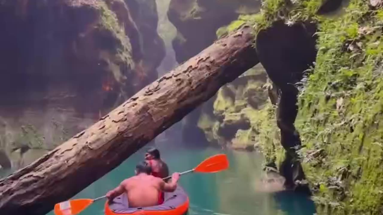 This is the most pristine & beautiful place in Meghalaya.