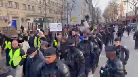 BREAKING: Police France Have Flipped & Now Marching With We The People