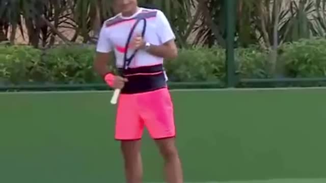 Roger Federer Commentating On His Own Shot