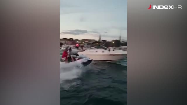 Šime Vrsaljko na jet skiju