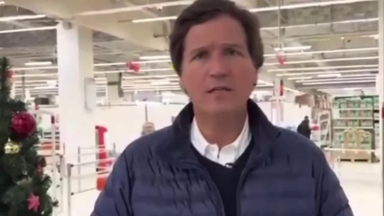 Tucker feels “Radicalized” against our leaders after shopping in Russia