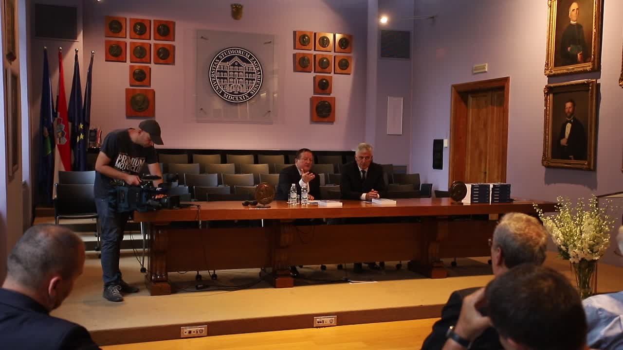 Boras dao Čoviću počasni doktorat