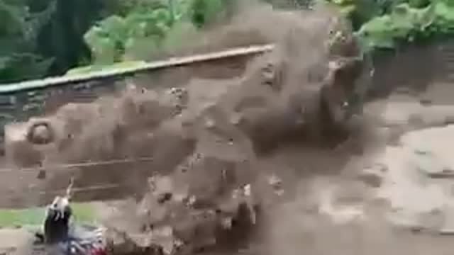 🚨🇮🇹 | NEW: Chaos in Italy