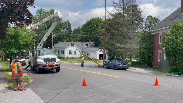 Concord Crash Knocks Out Power In The North End