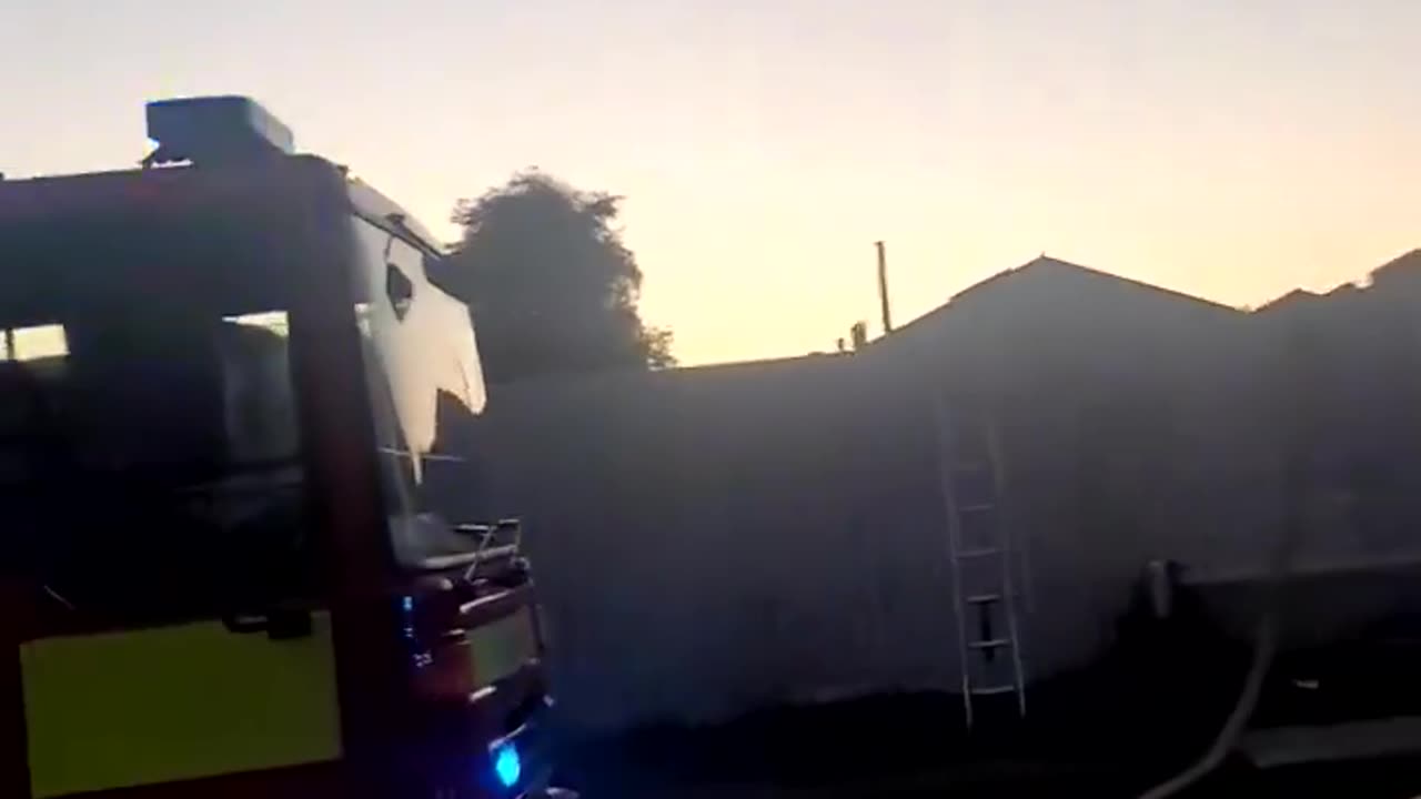 🚨 Fireman says there was a lot of damage done tonight from the fire in Coolock.