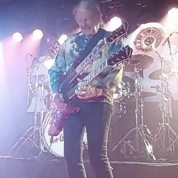 Randy Jackson (Zebra) - LIVE @ Basement East (Short 3)