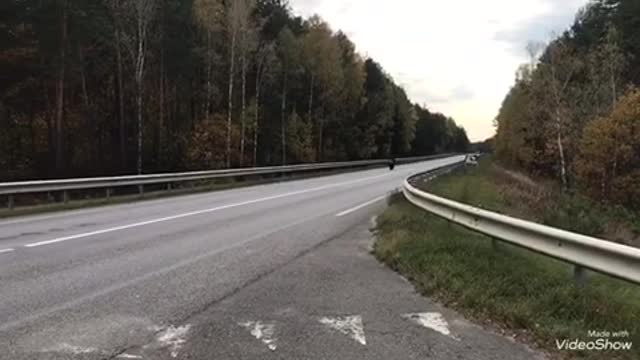 I ride a motorbike on the autobahn