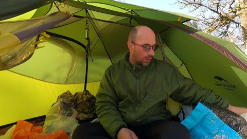 Vlog in the tent. Riverside wildcamping.