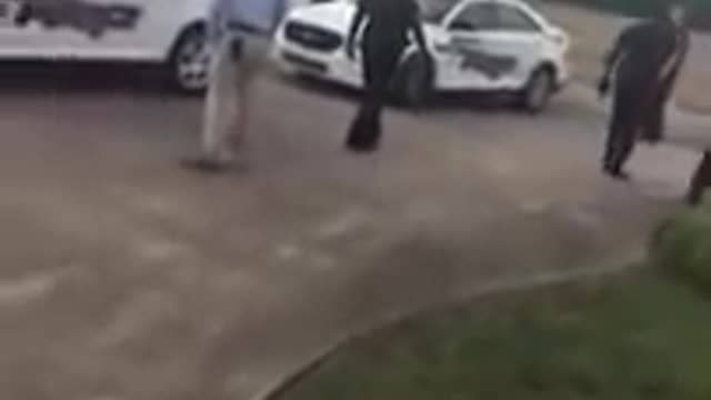 Greenville, MS Called every police officer to a church to shut down a DRIVE UP church service