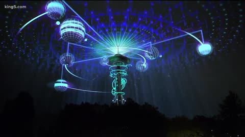 西雅图太空针塔跨年虚拟灯光表演（Seattle welcomes 2021 with stunning virtual display at the Space Needle）