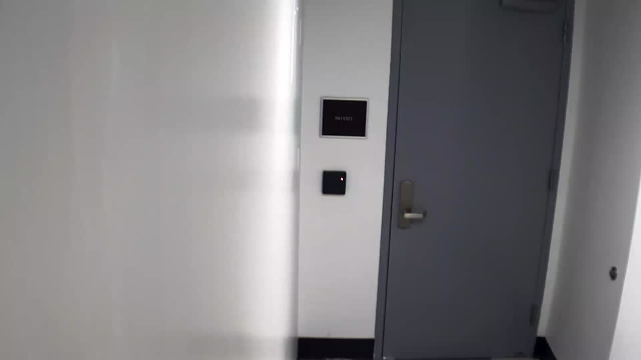 6144RHOBG2G201ABStairwayLobbyEntry_2021-01-06_11h40min02s497ms.mp4