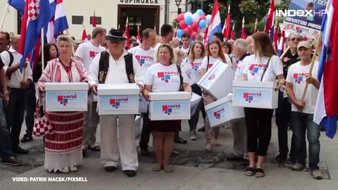 Okupljanje GI "Narod odlučuje" uoči predaje Zahtjeva za raspisivanje referenduma Saboru