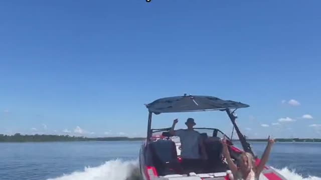 Hey GoPro, can y'all send the squad some cameras so we can stop risking our phonesHHASE SI