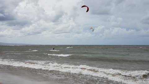 Kitesurfers Maui 2