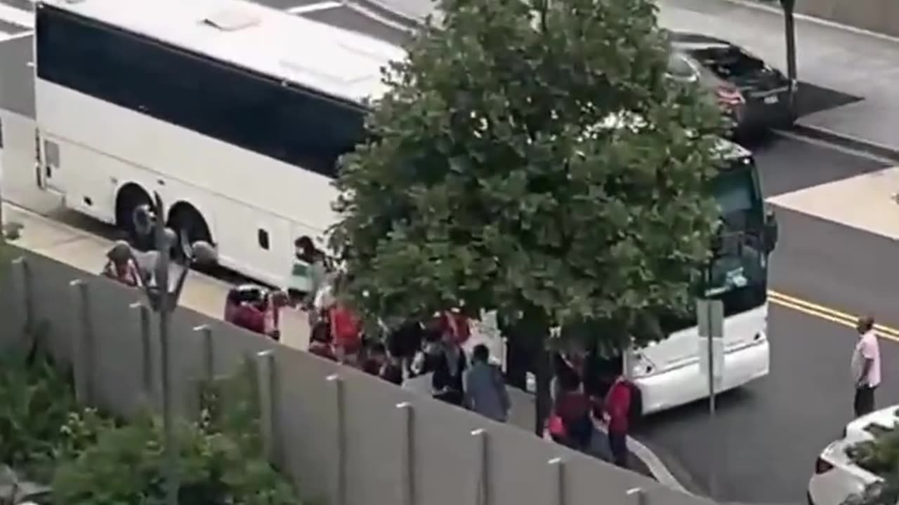 Pro-Palestinian protesters getting bussed into Washington DC