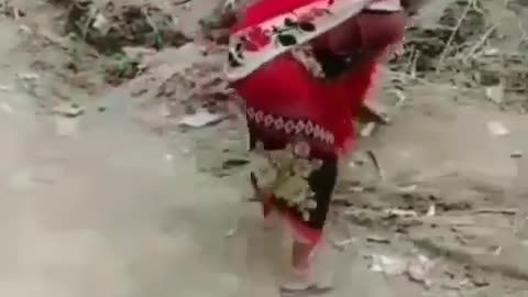 Indian fight and old lady fight