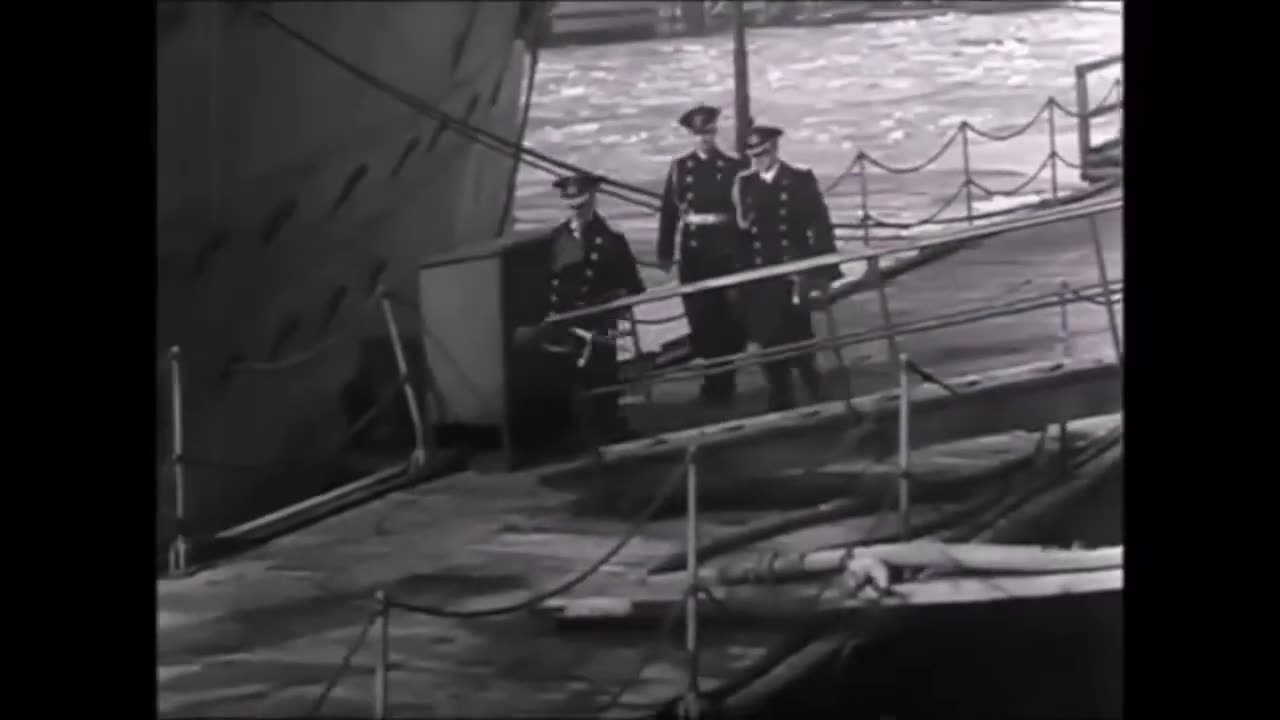 German WW2 Navy song Kriegsmarinelieder Hell die Gläser klingen