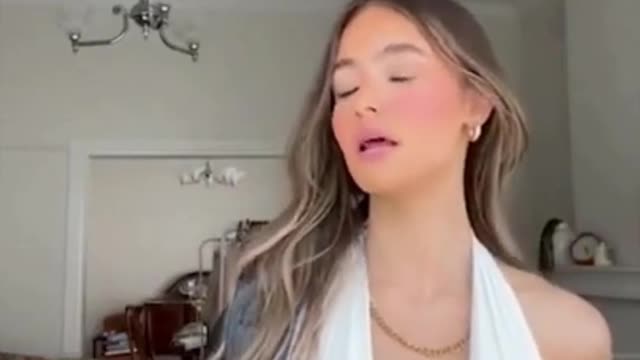 NO BRA CHALLENGE | TIKTOK VIRAL