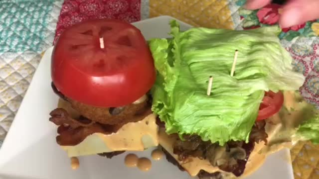 Tik tok tomato burger is it bussin or nah?!?!