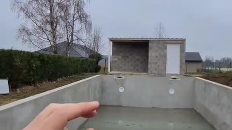 In 25 seconds I have a pool and a home