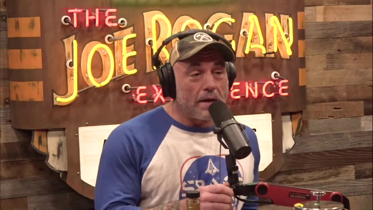 Is Arnold Schwarzenegger The NICEST Actor Joe Rogan & Bert Kreischer #jre