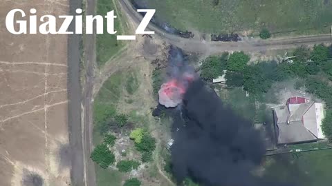 3 Ukrainian tanks come under fire from the 10th Artillery Brigade