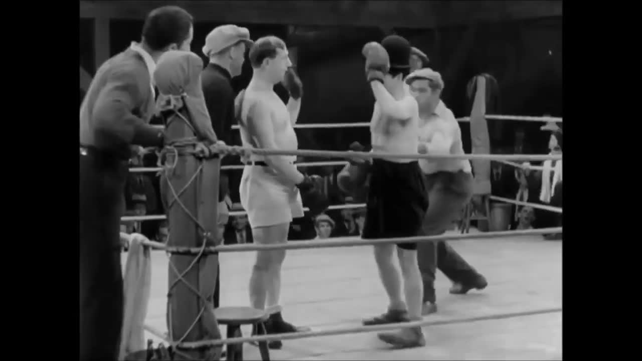 Funny boxing video Charly Chaplin vs keaton can't stop laughing