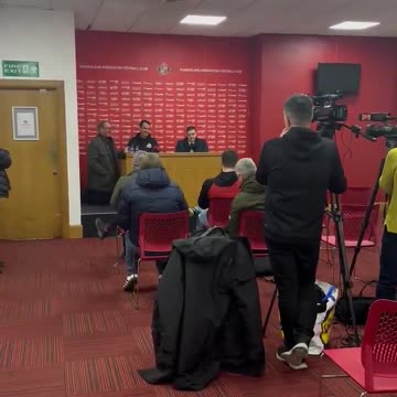 Ceiling collapses during Sunderland press conference