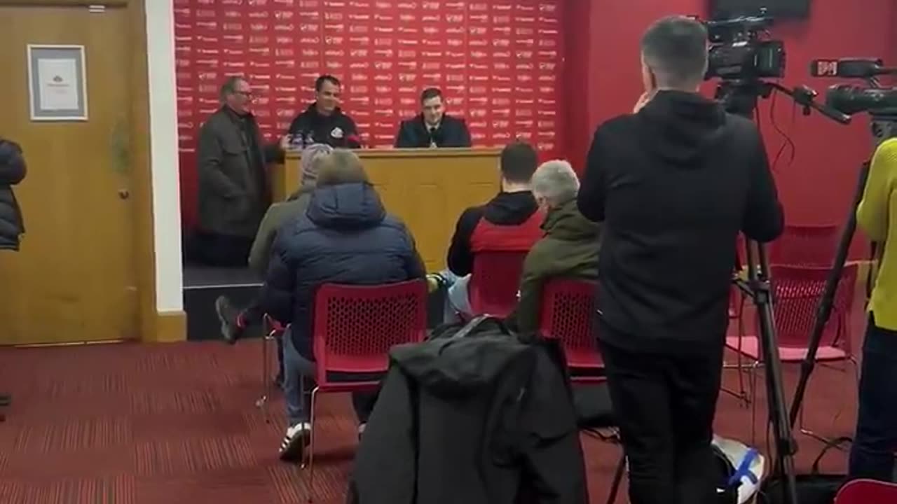 Ceiling collapses during Sunderland press conference