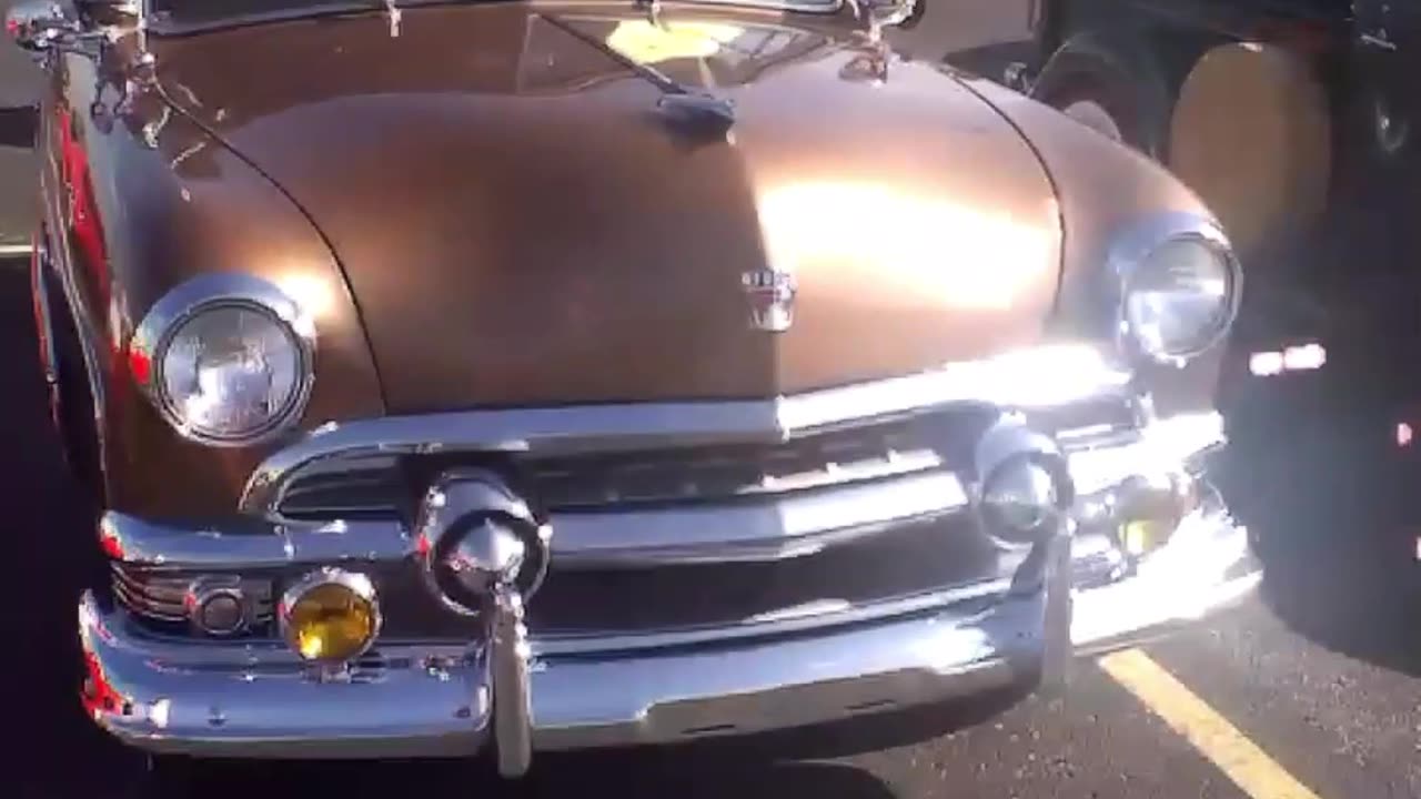 1951 Ford Crestliner