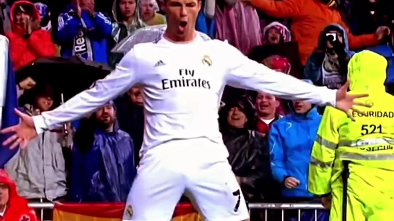 CRISTIANO RONALDO THE GREATEST PLAYER OF ALL TIME