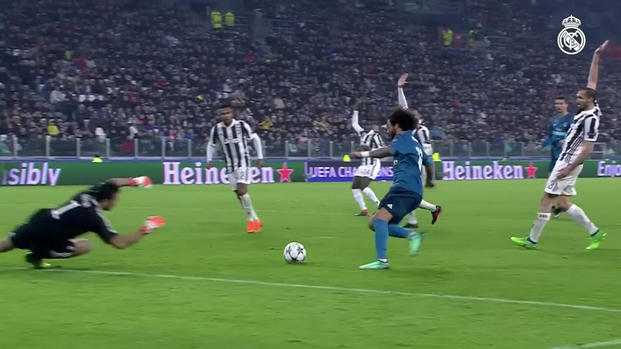 Cristiano Ronaldo's amazing bicycle kick! | Juventus 0-3 Real Madrid | Champions League (2017/18)