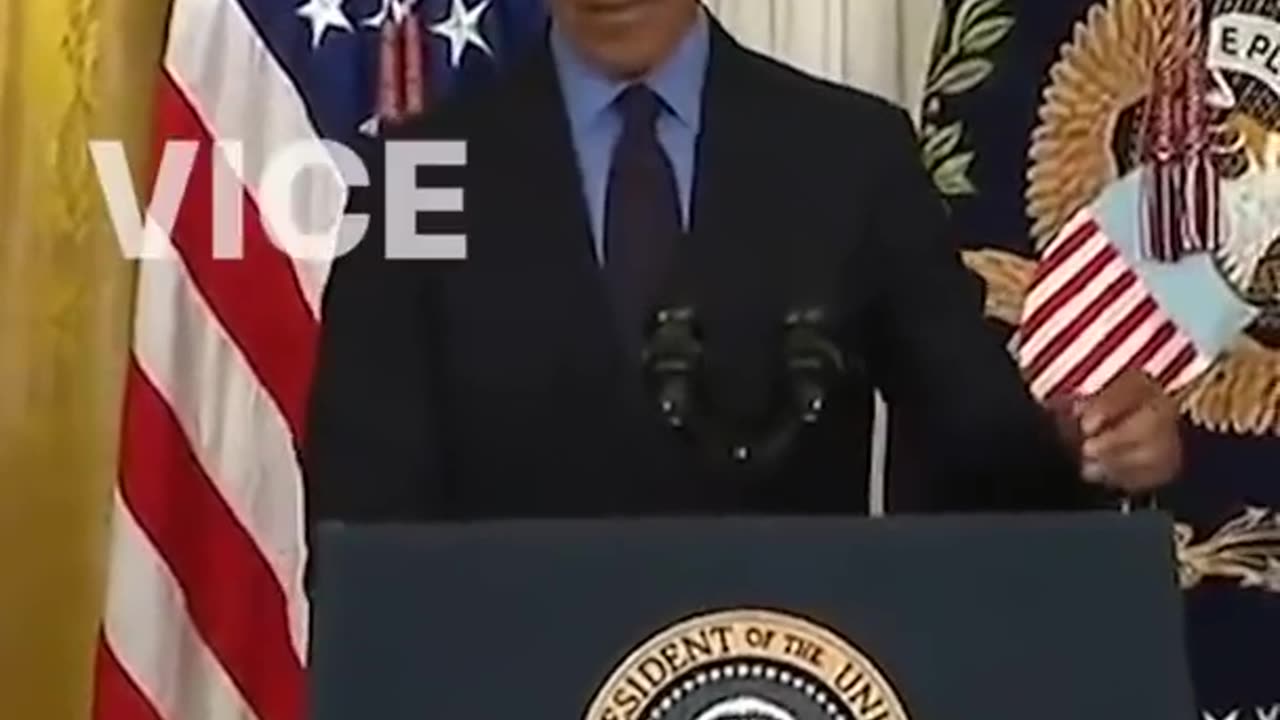 Former Pres. Obama trolls Pres. Biden