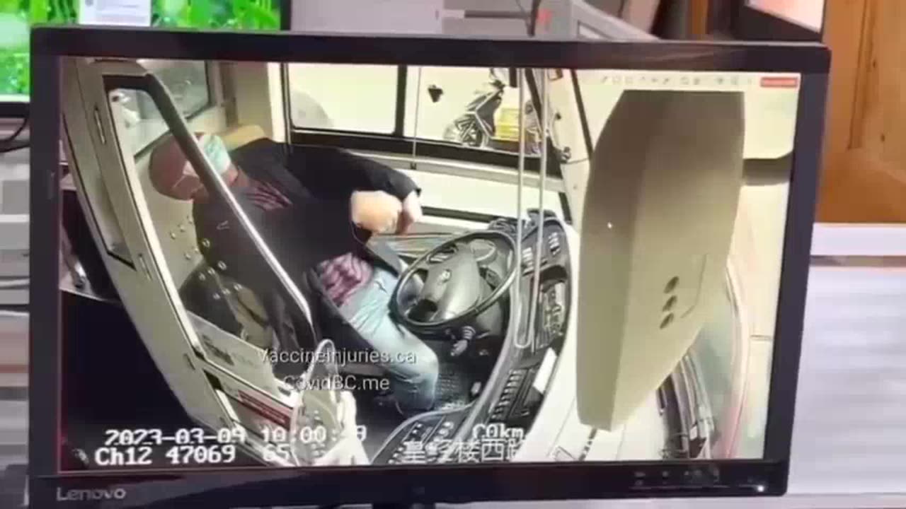 人工智能正在慢慢淘汰所有職業變得多餘的人,因為他們肯定會開公交車卡車和出租車