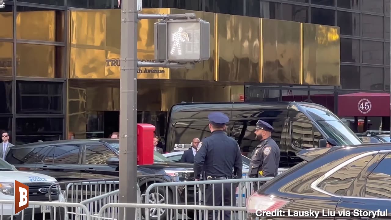 Trump Waves to Media, Departs Trump Tower to Turn Himself into Manhattan Court