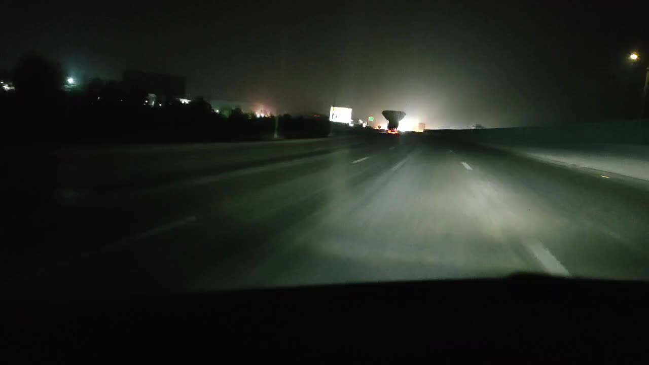 Driving in Night (Time lapse)