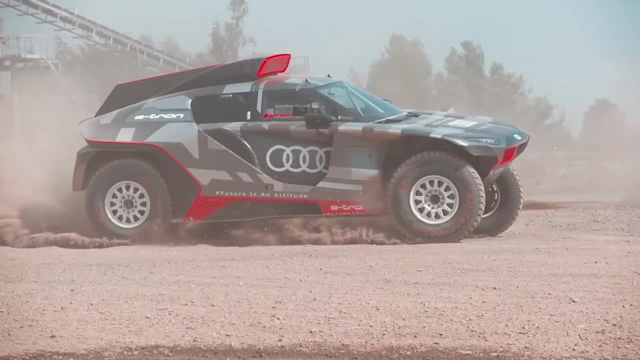 AUDI RS Q e-Tron Dakar rally Model 2022