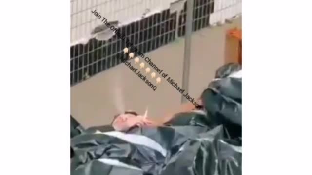 코로나 사망 증가? 웬 살아 있는 사람?