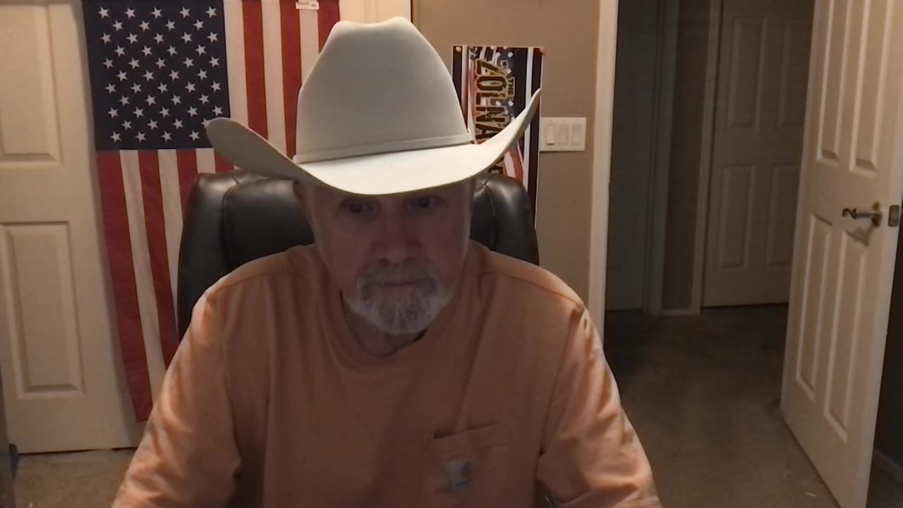 FBI Contacts Passengers On Alaska Plane, And Told Them They They Might Have Been Victims Of A Crime!