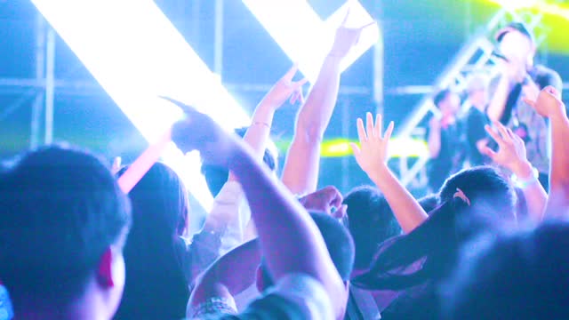 render music