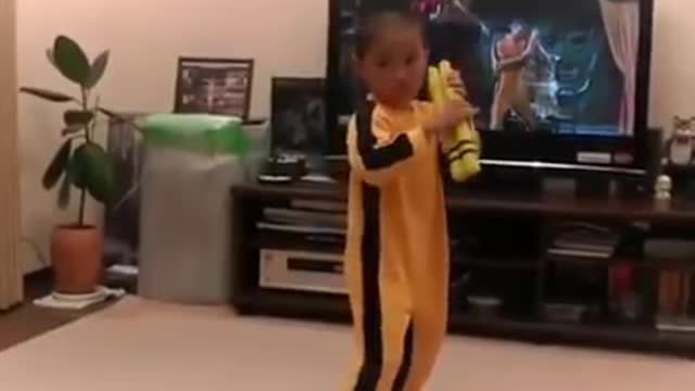 WOW How did he do it? Bruce Lee was born again